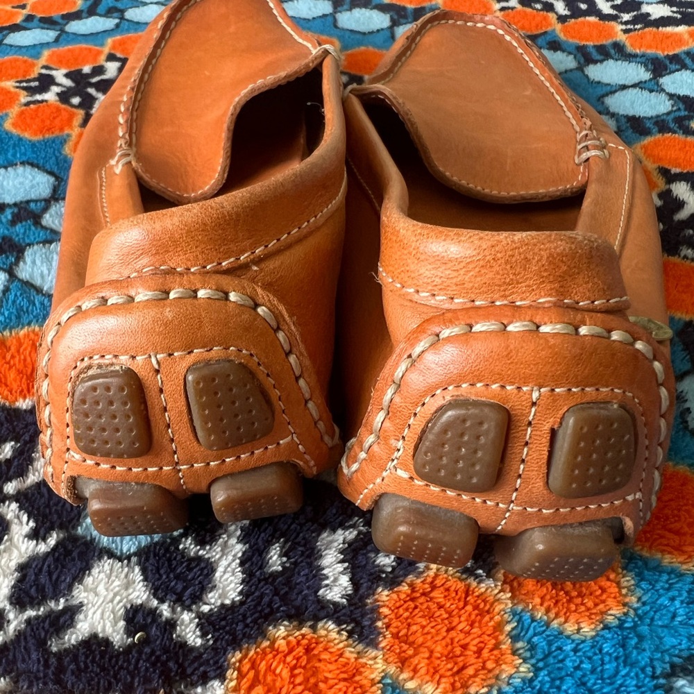 IL Bisonte Women’s Driving Loafers Camel Color - Picture 4 of 7